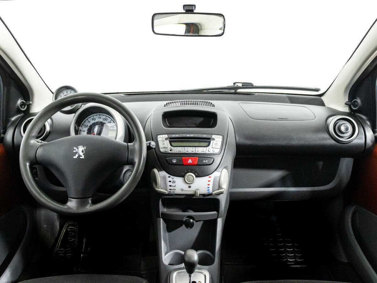 Купить Peugeot 107 с пробегом. Фото: #11