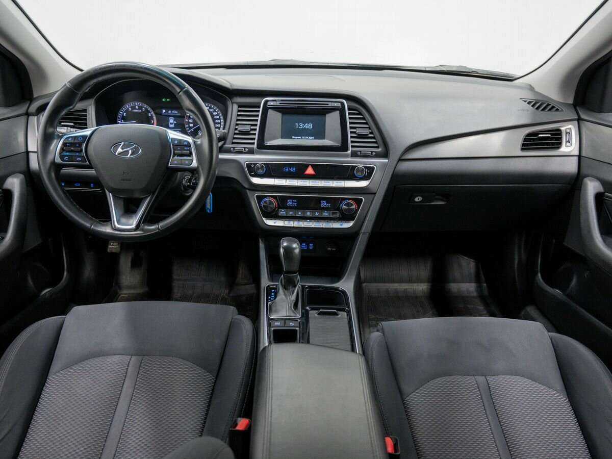 Купить Hyundai Sonata с пробегом. Фото: #10