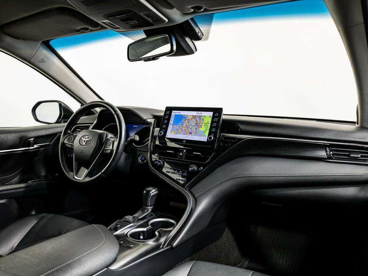 Купить Toyota Camry с пробегом. Фото: #6