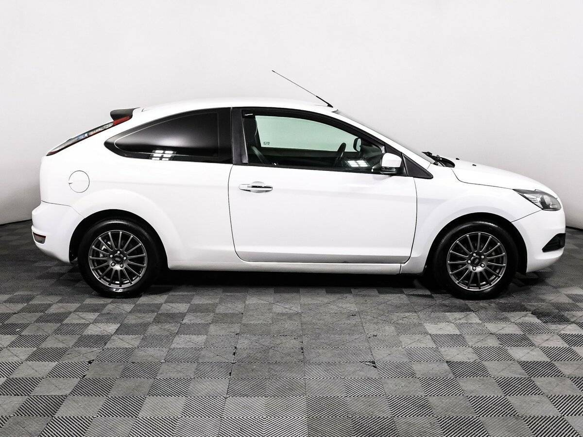 Купить Ford Focus с пробегом. Фото: #3