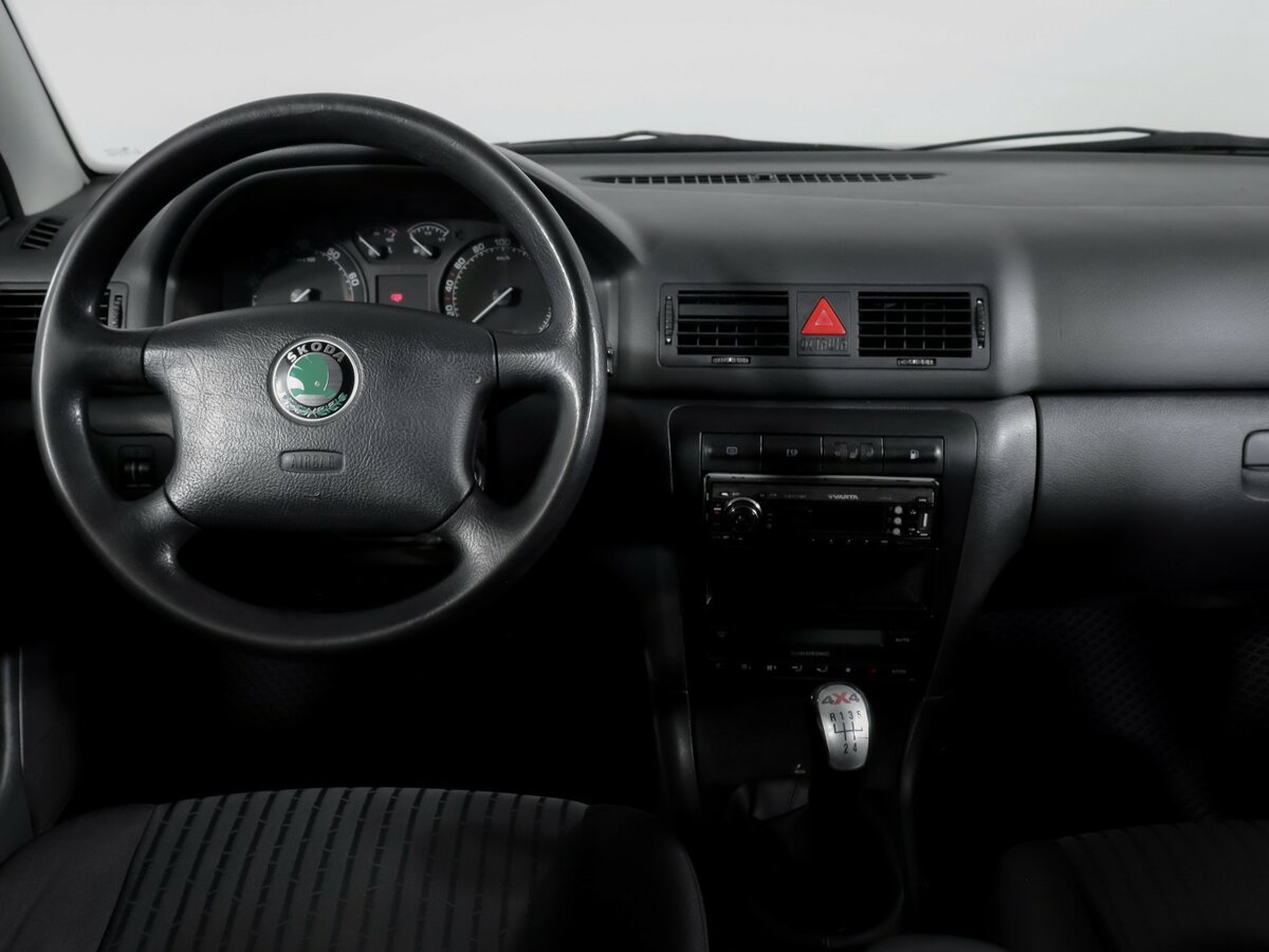 Купить Skoda Octavia с пробегом. Фото: #11