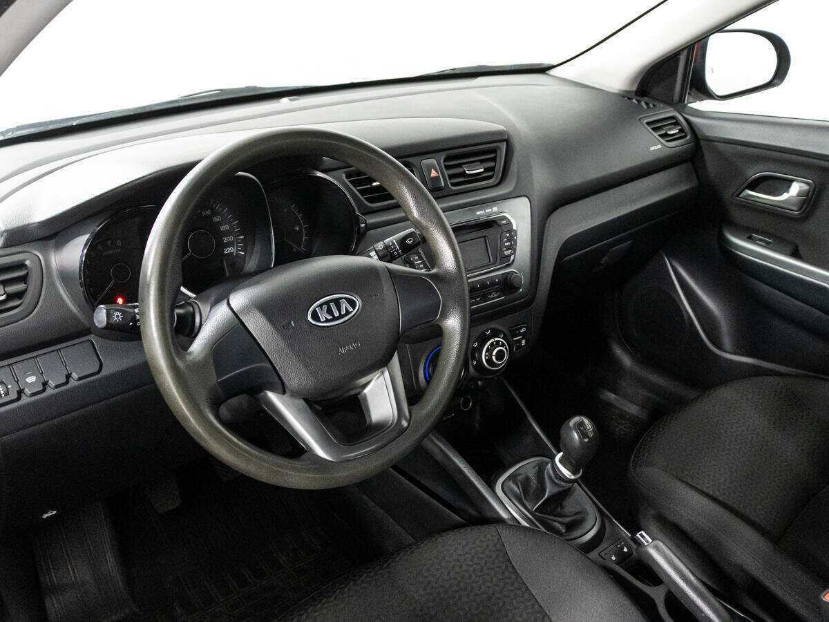 Купить Kia Rio с пробегом. Фото: #10