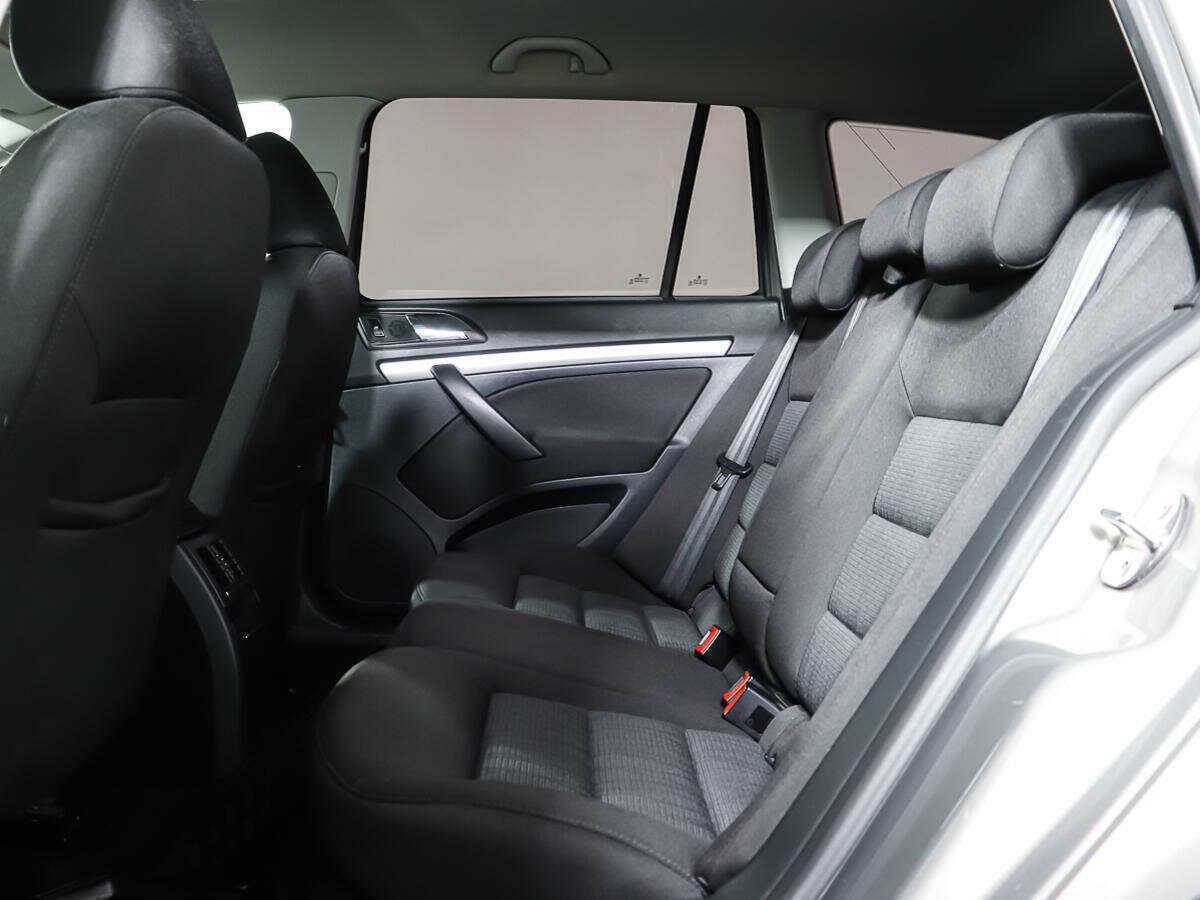 Купить Skoda Octavia с пробегом. Фото: #11