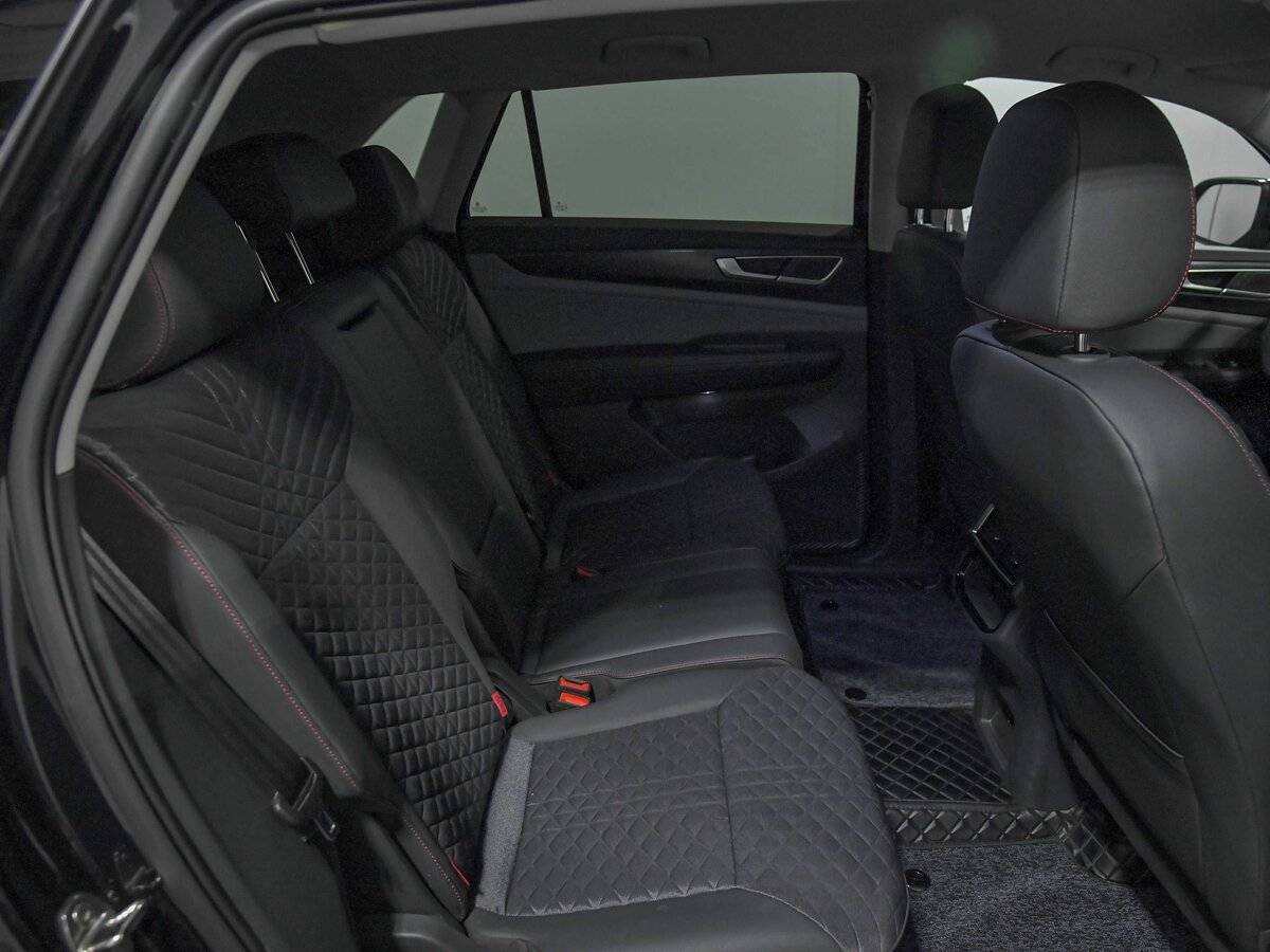 Купить Volkswagen Teramont с пробегом. Фото: #16
