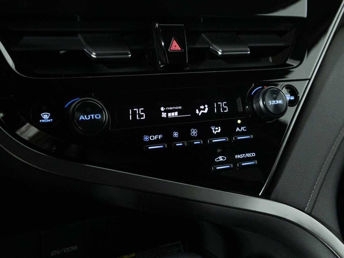 Купить Toyota Camry с пробегом. Фото: #23