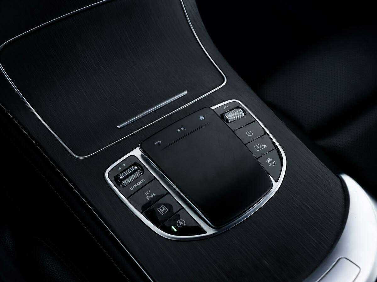 Купить Mercedes-Benz GLC с пробегом. Фото: #14