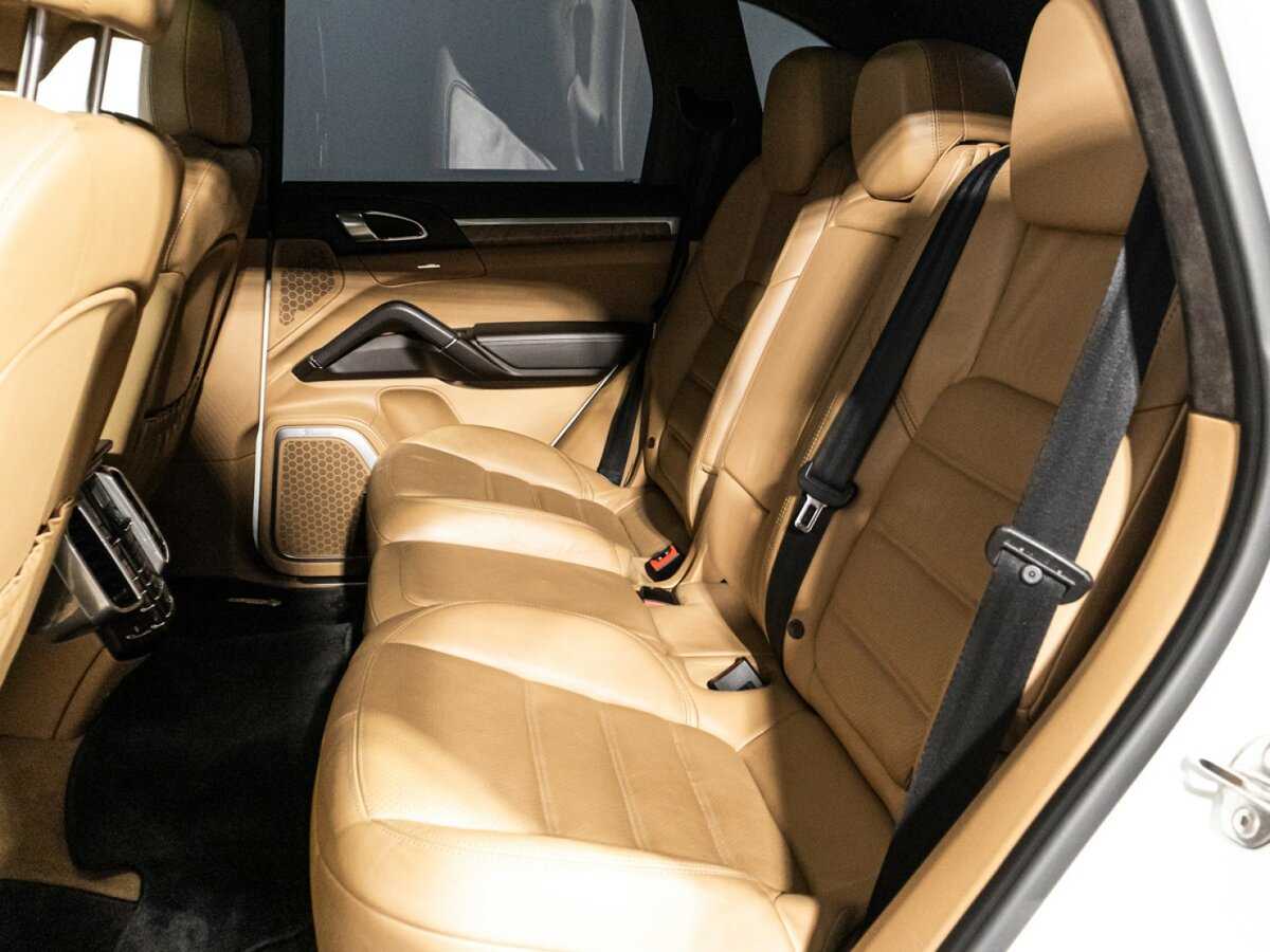 Купить Porsche Cayenne с пробегом. Фото: #7