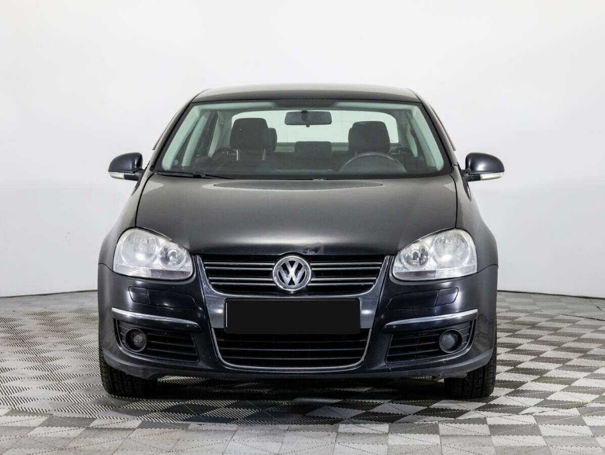 Купить Volkswagen Jetta с пробегом. Фото: #1
