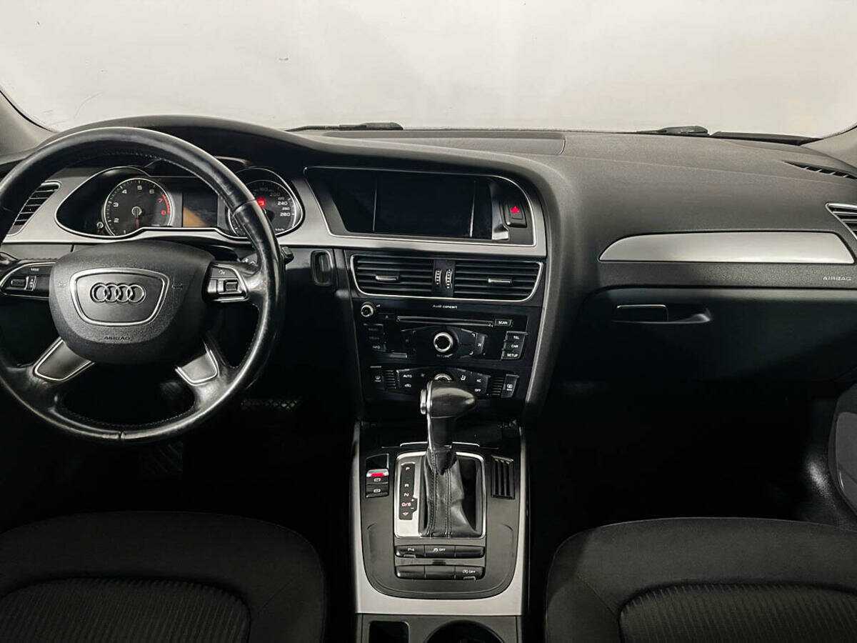 Купить Audi A4 с пробегом. Фото: #9