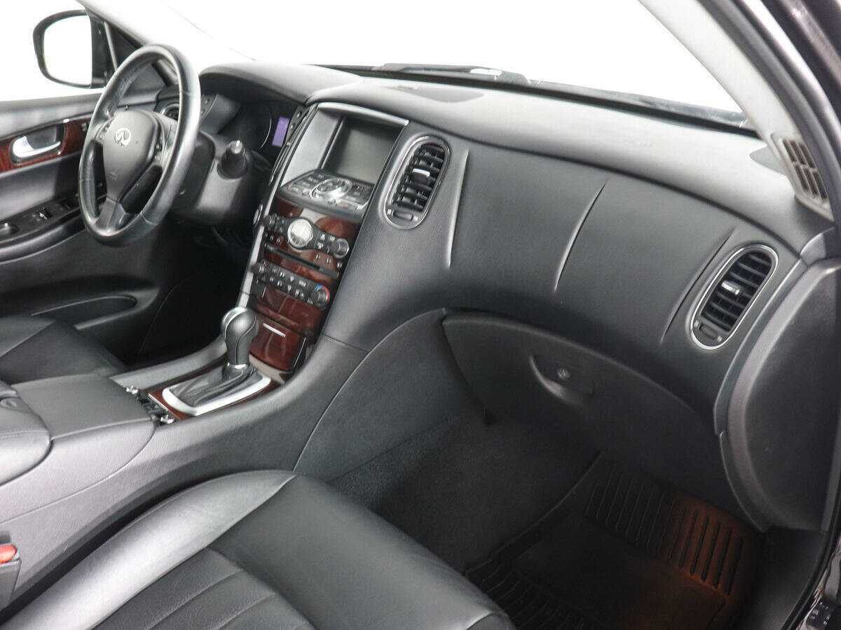 Купить Infiniti QX50 с пробегом. Фото: #5