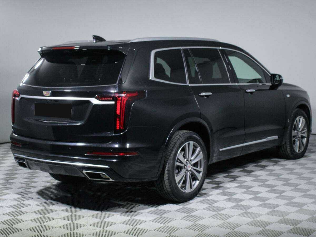 Купить Cadillac XT6 с пробегом. Фото: #2
