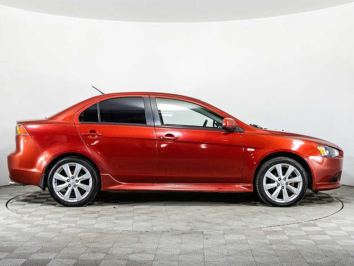 Купить Mitsubishi Lancer с пробегом. Фото: #3