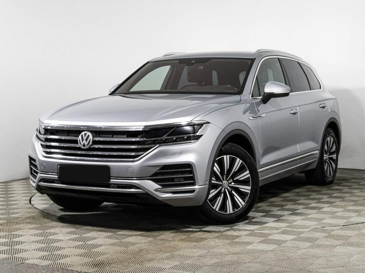 Купить Volkswagen Touareg с пробегом. Фото: #0