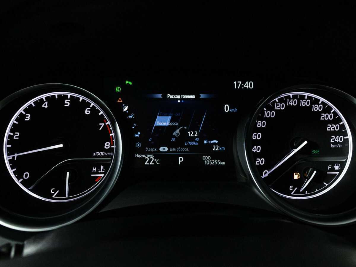 Купить Toyota Camry с пробегом. Фото: #11