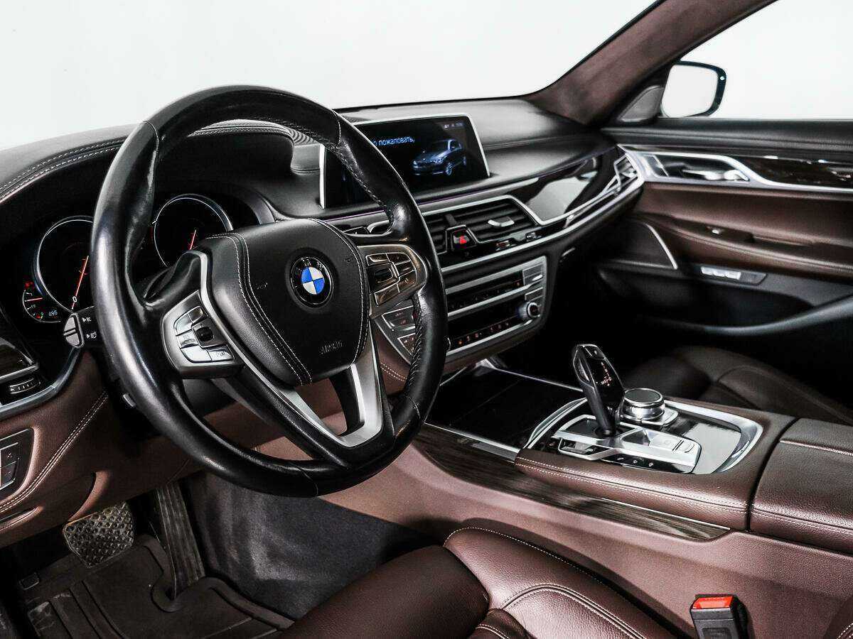 Купить BMW 7 серии с пробегом. Фото: #8