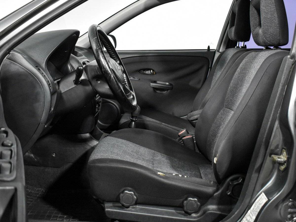 Купить Mitsubishi Carisma с пробегом. Фото: #9