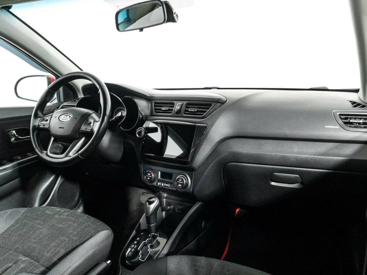 Купить Kia Rio с пробегом. Фото: #8