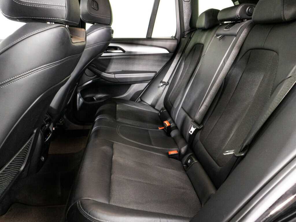 Купить BMW X3 с пробегом. Фото: #9