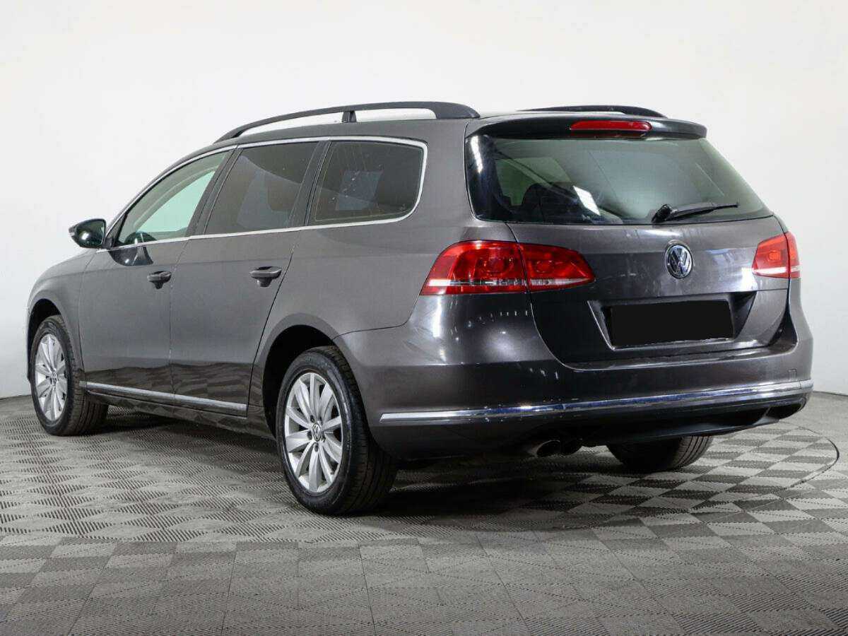Купить Volkswagen Passat с пробегом. Фото: #6