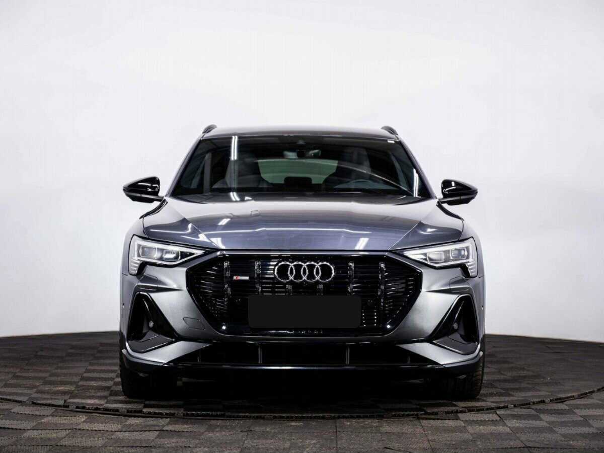 Купить Audi e-tron с пробегом. Фото: #1