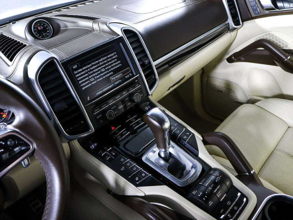 Купить Porsche Cayenne с пробегом. Фото: #17