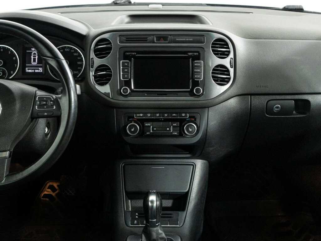 Купить Volkswagen Tiguan с пробегом. Фото: #13
