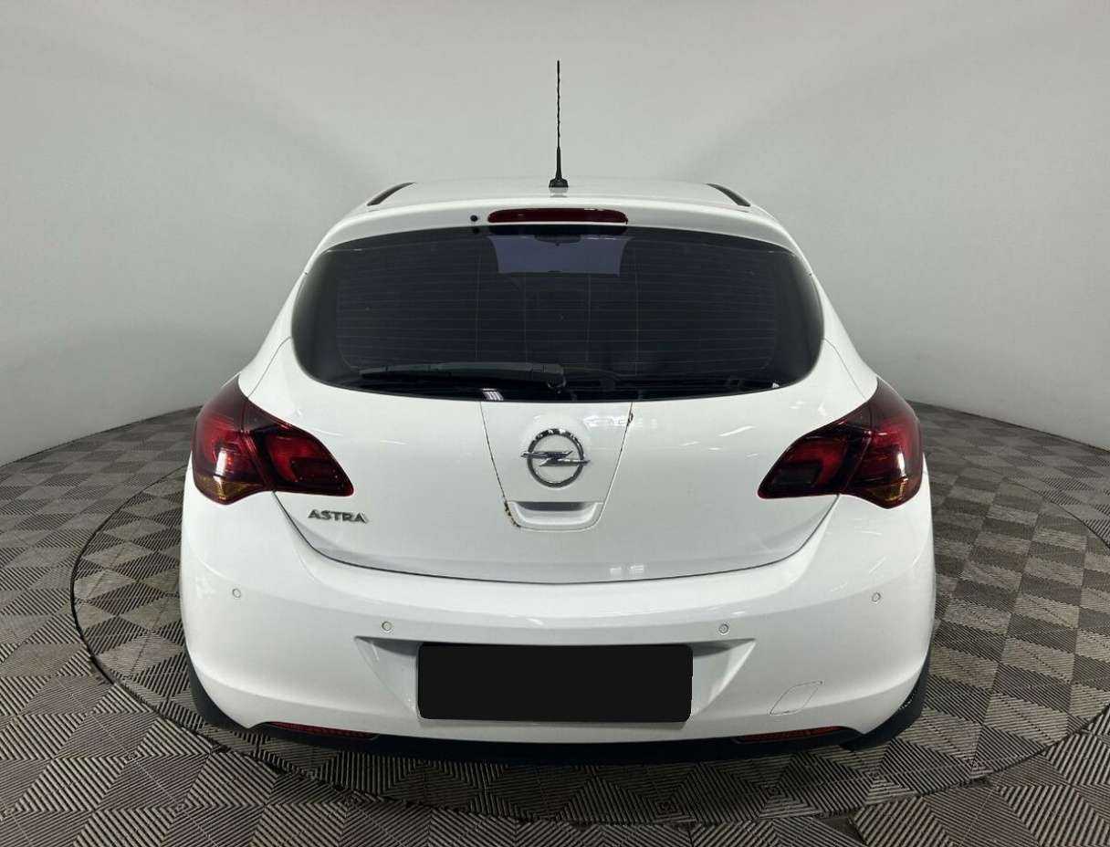 Купить Opel Astra с пробегом. Фото: #2