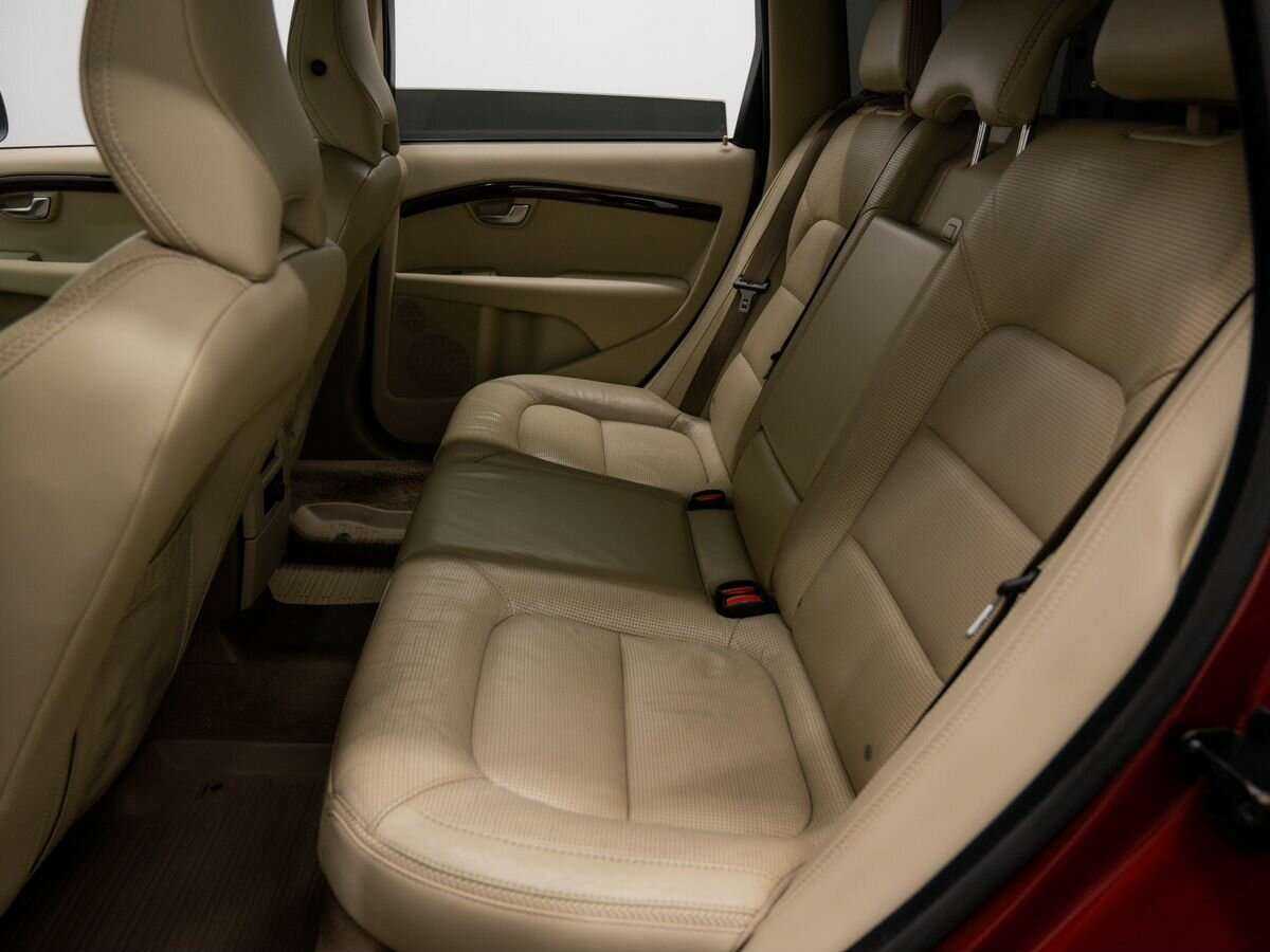 Купить Volvo XC70 с пробегом. Фото: #15