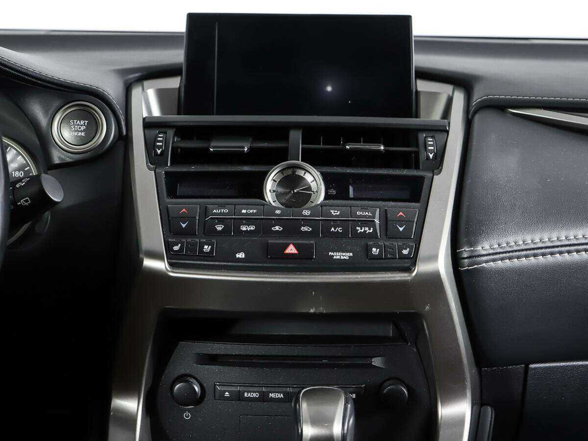 Купить Lexus NX с пробегом. Фото: #11