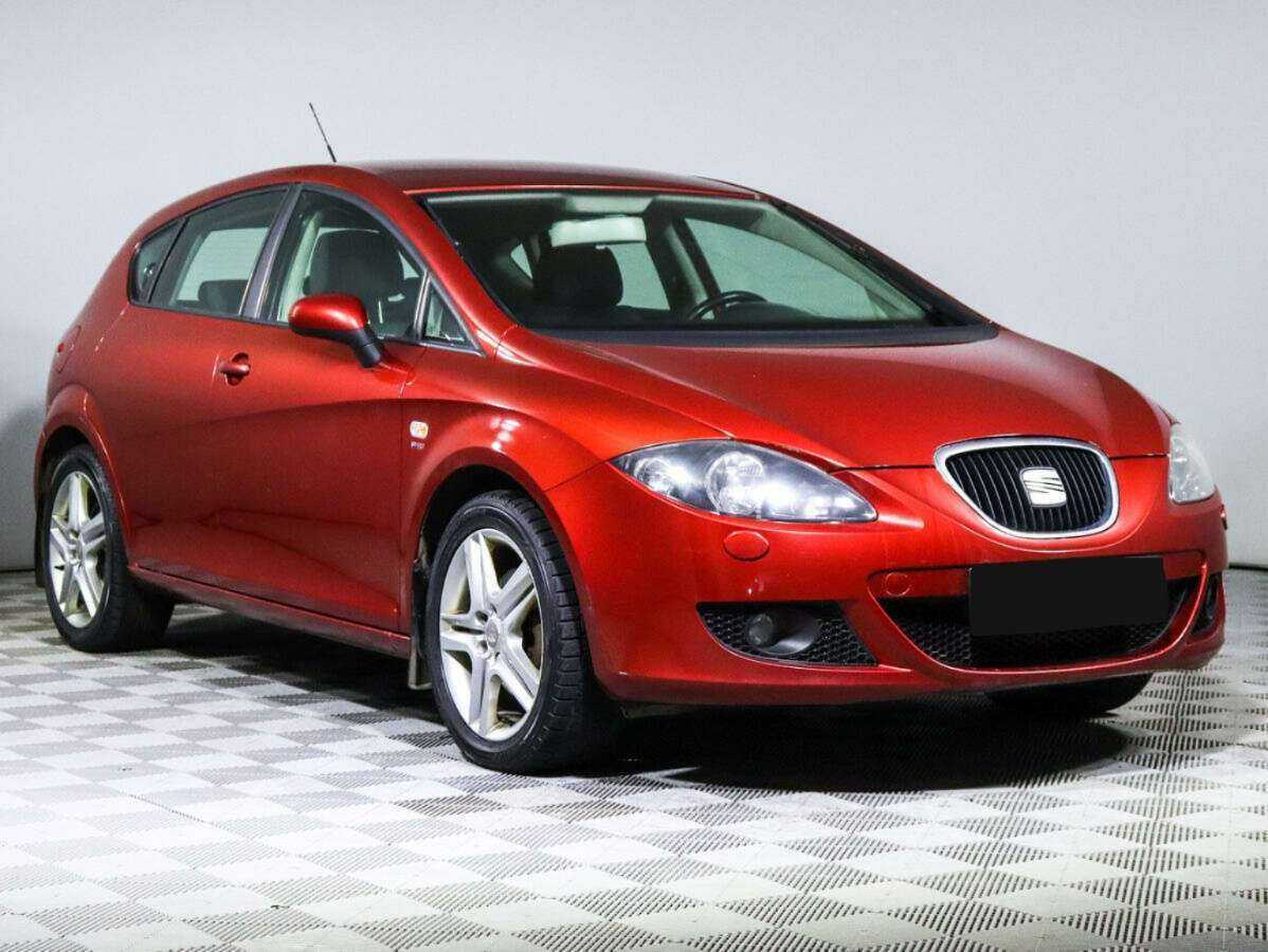 Купить SEAT Leon с пробегом. Фото: #2