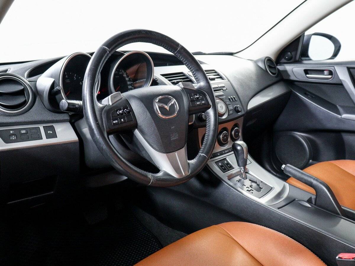 Купить Mazda 3 с пробегом. Фото: #12