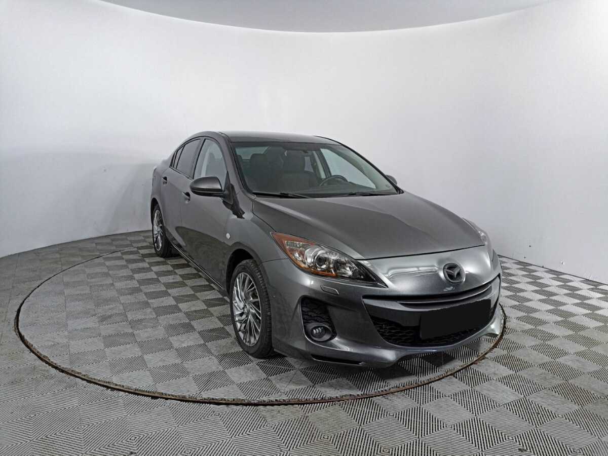 Купить Mazda 3 с пробегом. Фото: #2