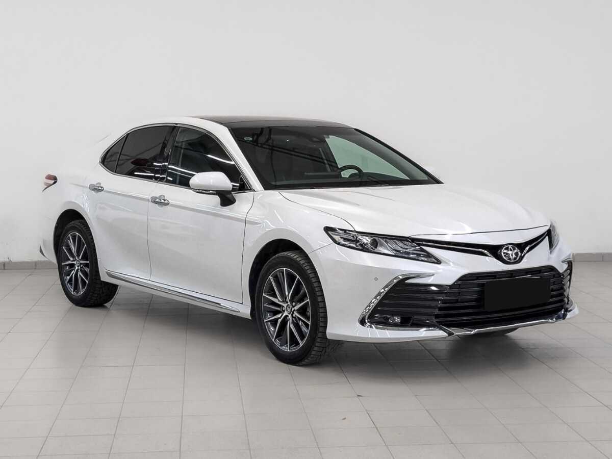 Купить Toyota Camry с пробегом. Фото: #2