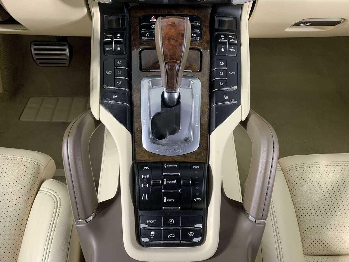 Купить Porsche Cayenne с пробегом. Фото: #20