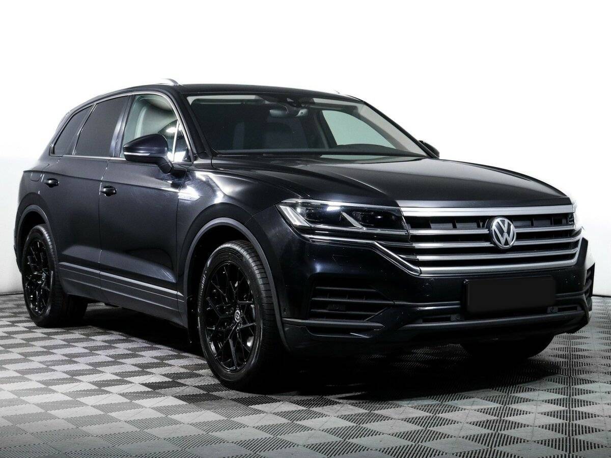 Купить Volkswagen Touareg с пробегом. Фото: #2