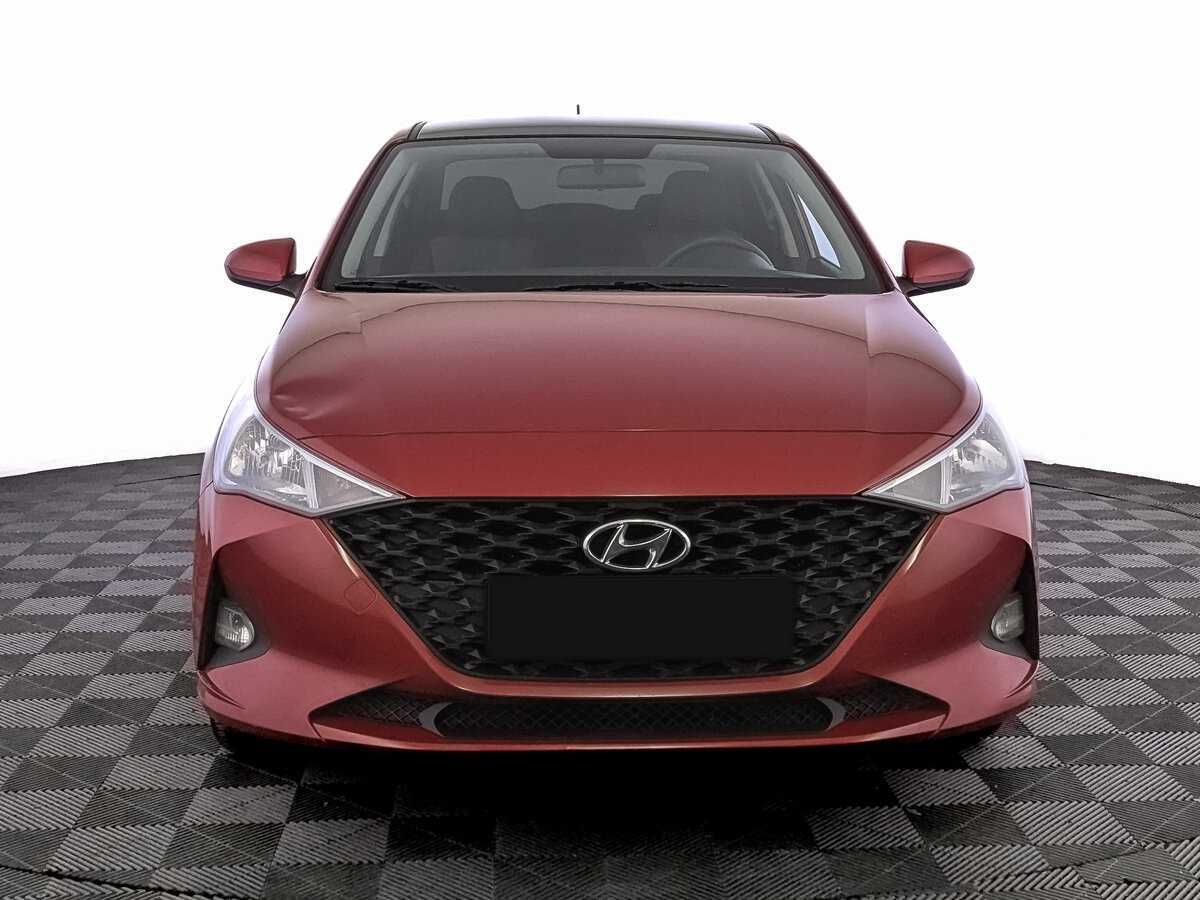 Купить Hyundai Solaris с пробегом. Фото: #1