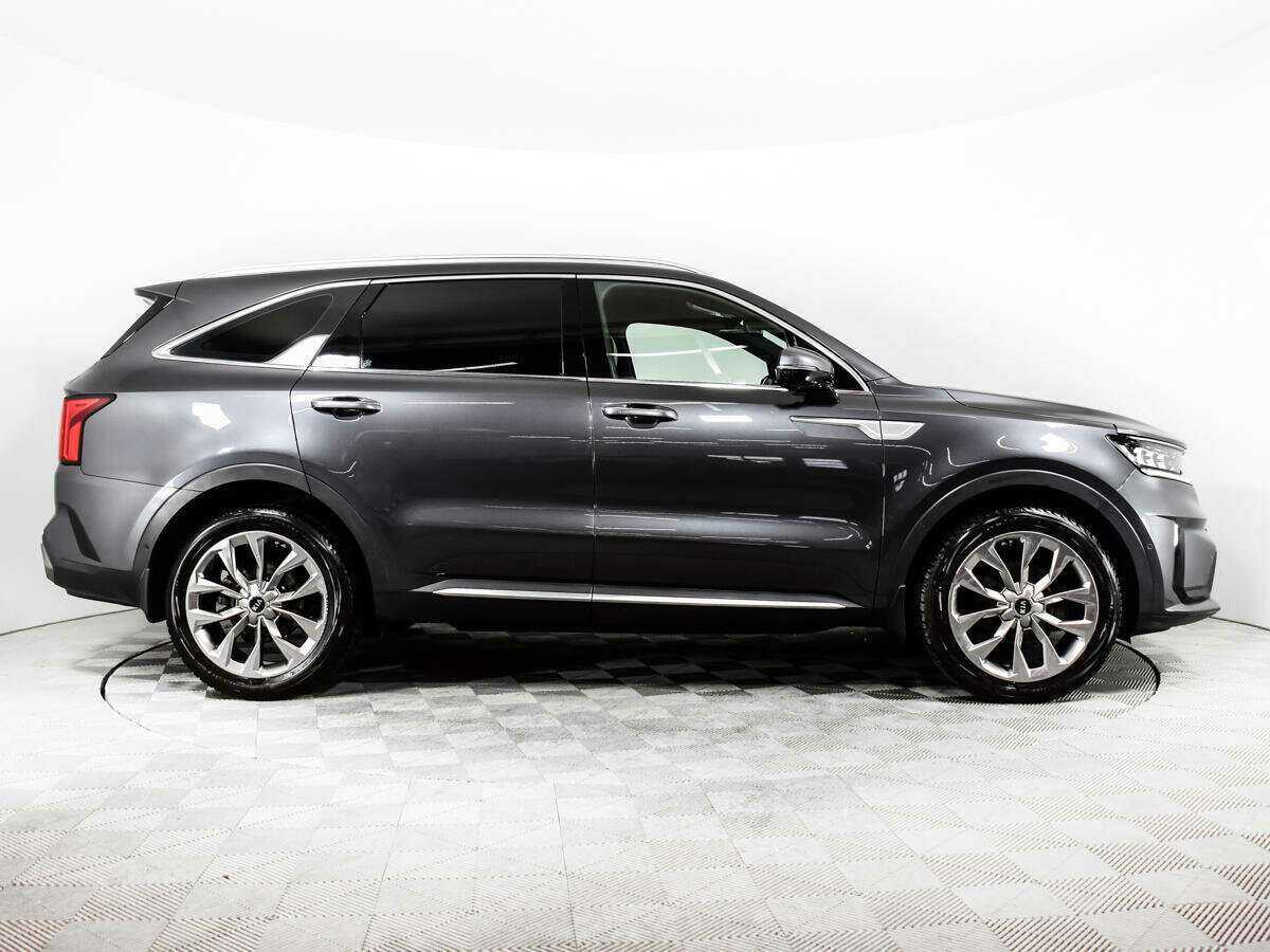 Купить Kia Sorento с пробегом. Фото: #3