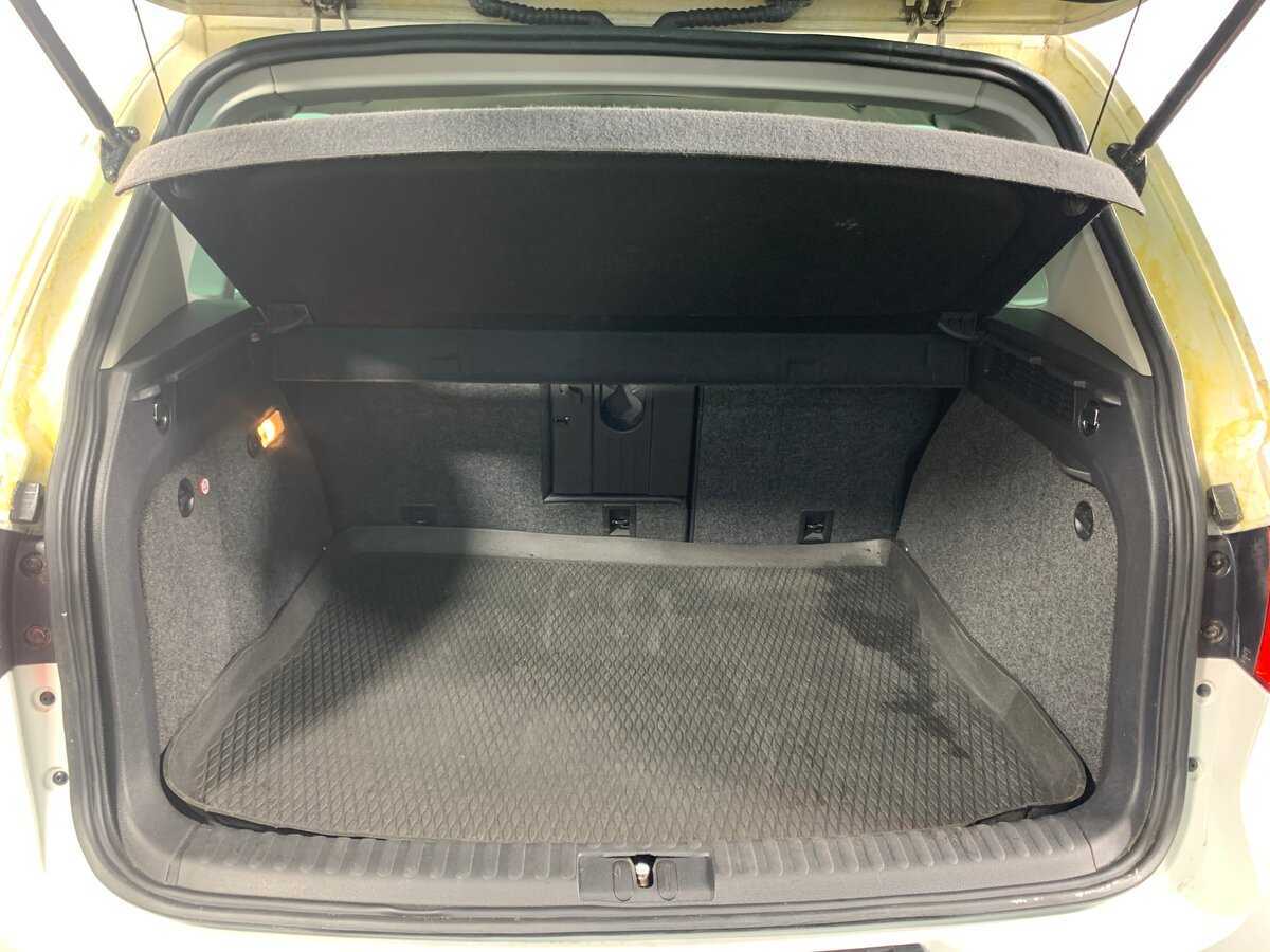 Купить Volkswagen Tiguan с пробегом. Фото: #19