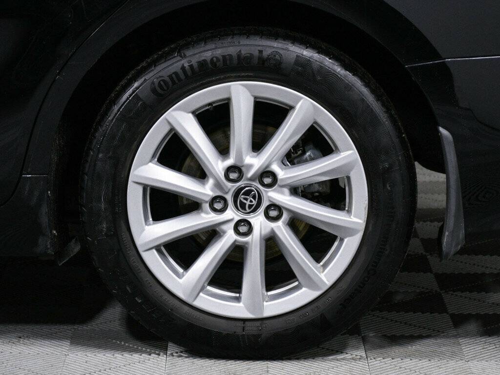 Купить Toyota Camry с пробегом. Фото: #13
