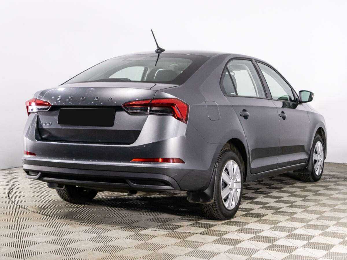 Купить Skoda Rapid с пробегом. Фото: #4