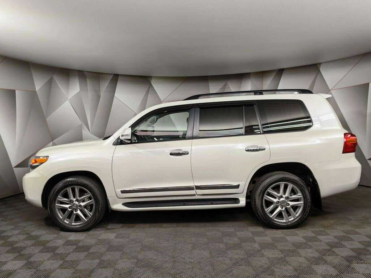 Купить Toyota Land Cruiser с пробегом. Фото: #4