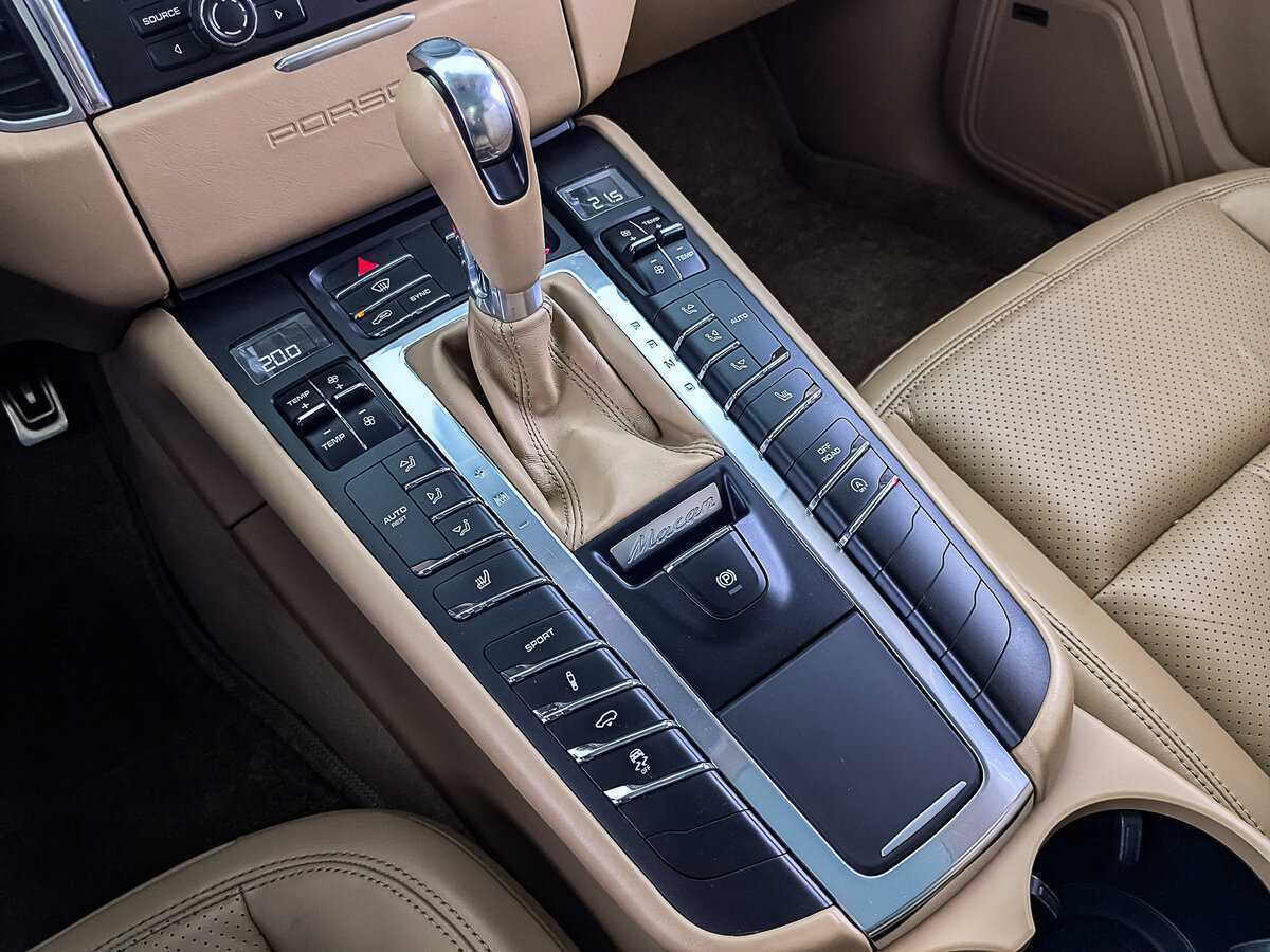 Купить Porsche Macan с пробегом. Фото: #23
