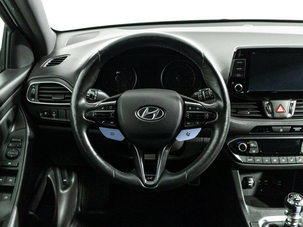 Купить Hyundai i30 N с пробегом. Фото: #19