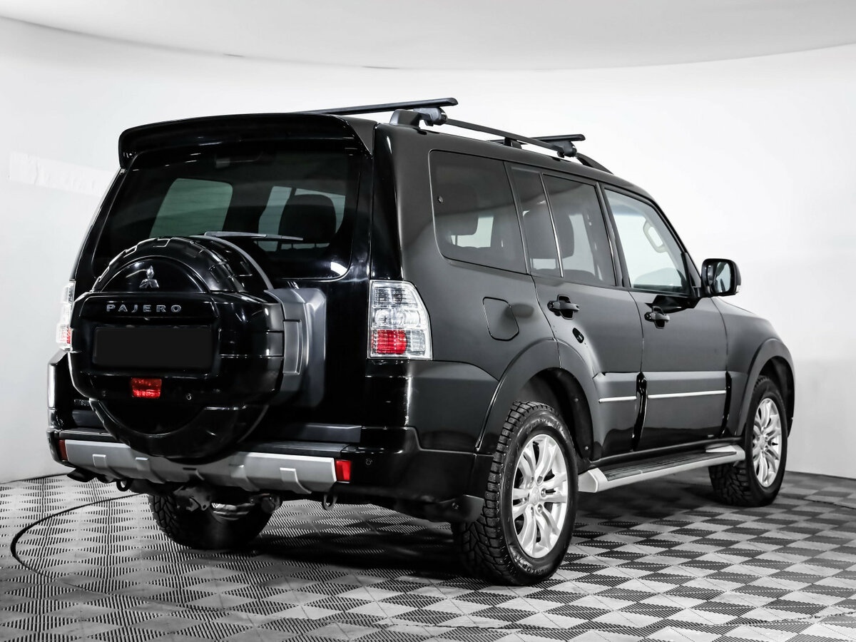 Купить Mitsubishi Pajero с пробегом. Фото: #4