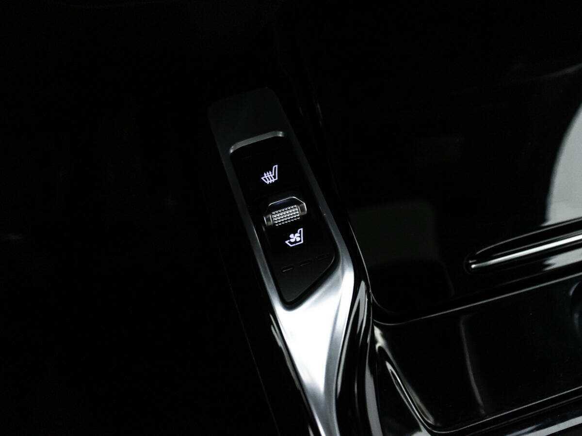 Купить Kia Sorento с пробегом. Фото: #22