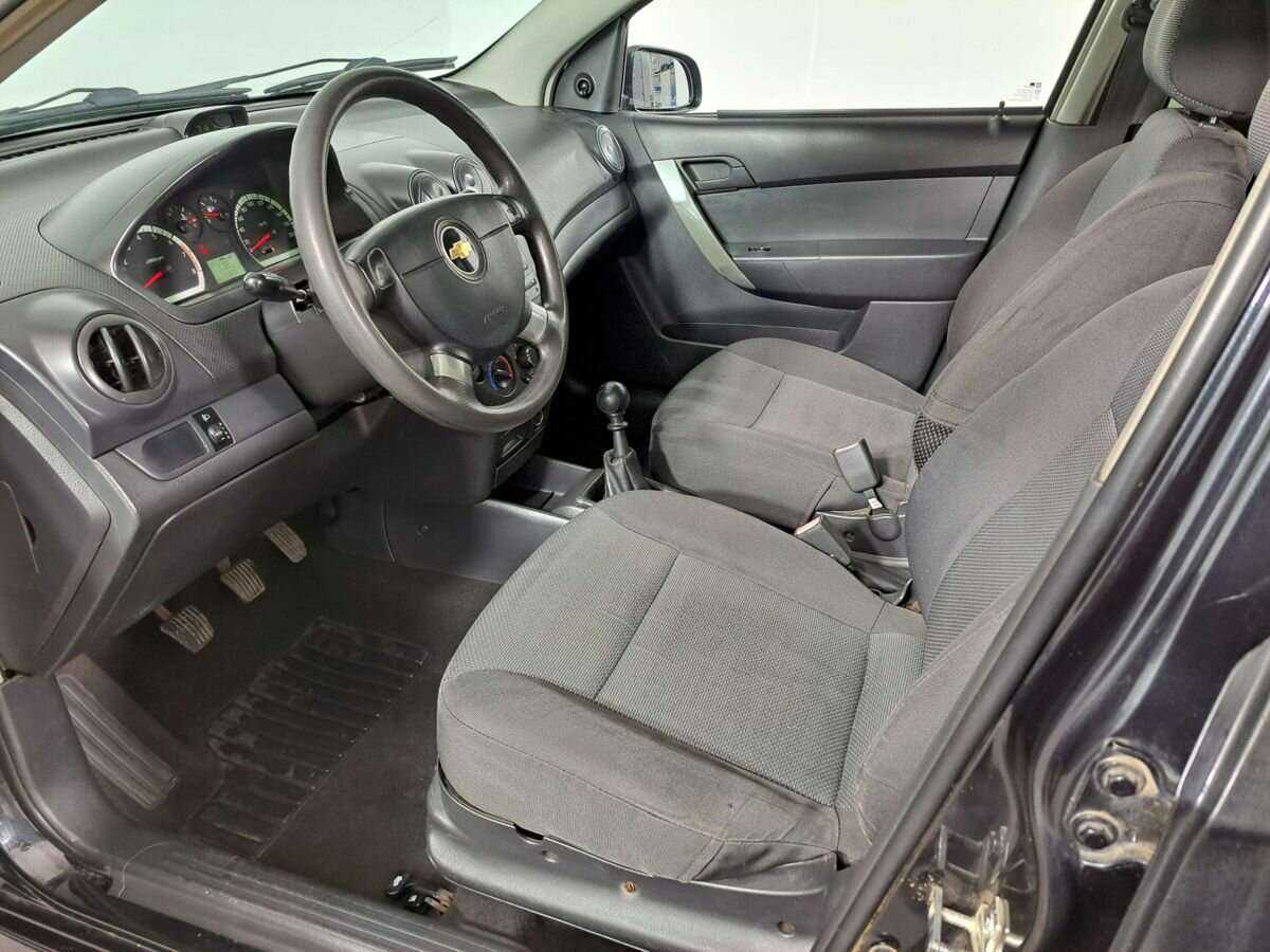 Купить Chevrolet Aveo с пробегом. Фото: #13