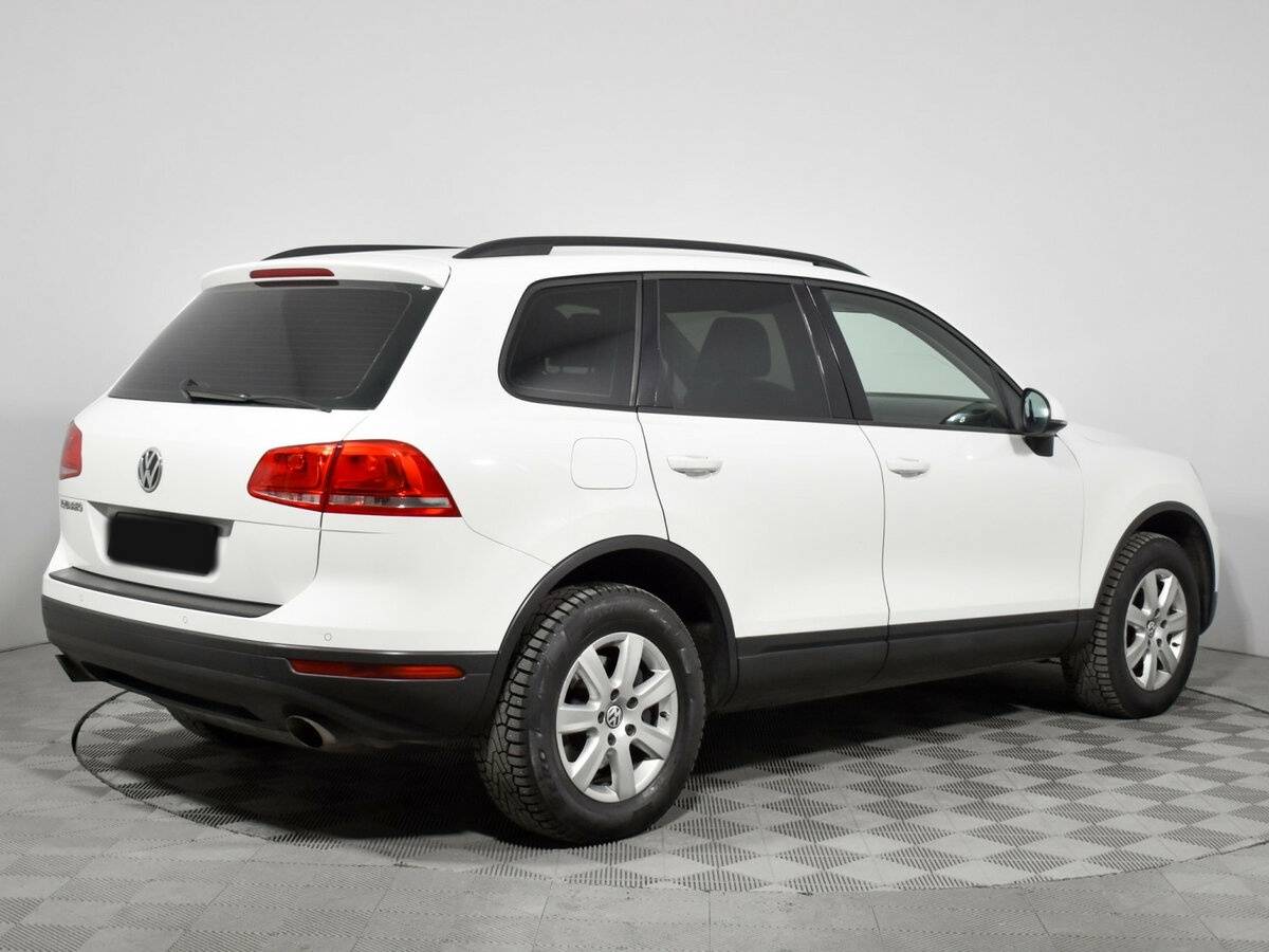 Купить Volkswagen Touareg с пробегом. Фото: #4