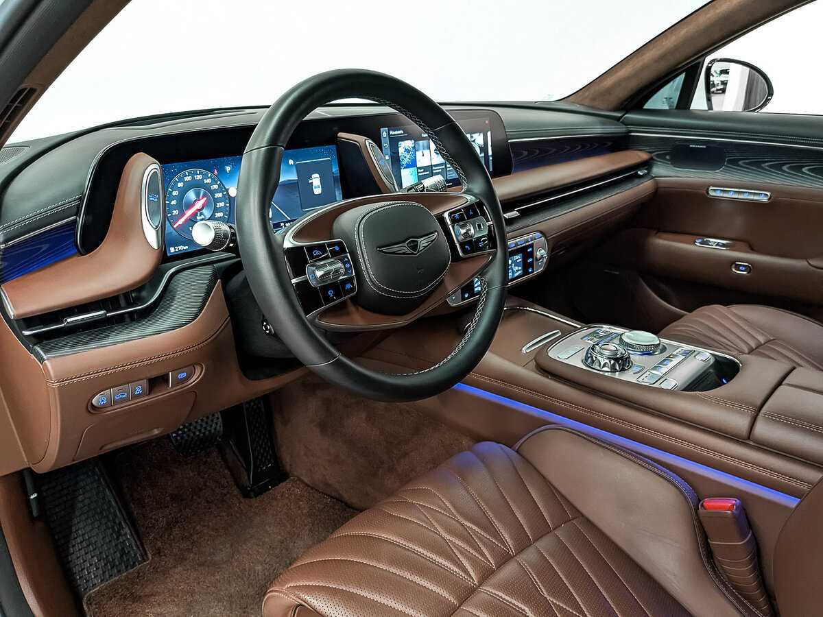 Купить Genesis G90 с пробегом. Фото: #14