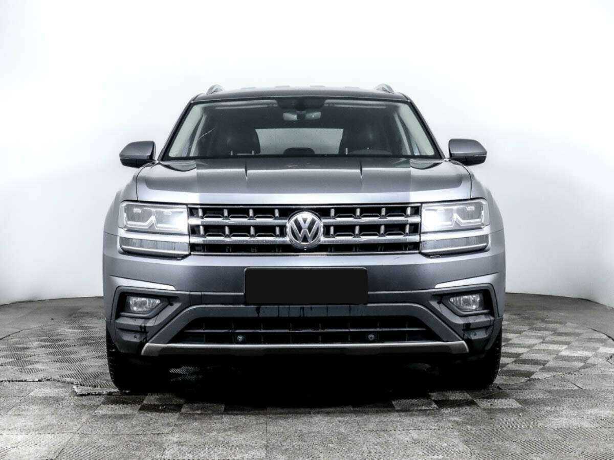 Купить Volkswagen Teramont с пробегом. Фото: #1