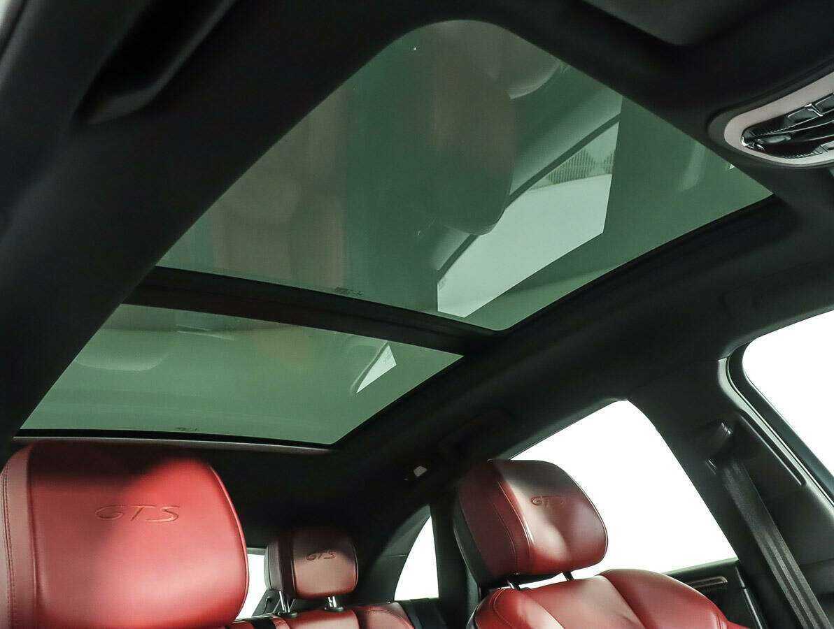 Купить Porsche Macan с пробегом. Фото: #13